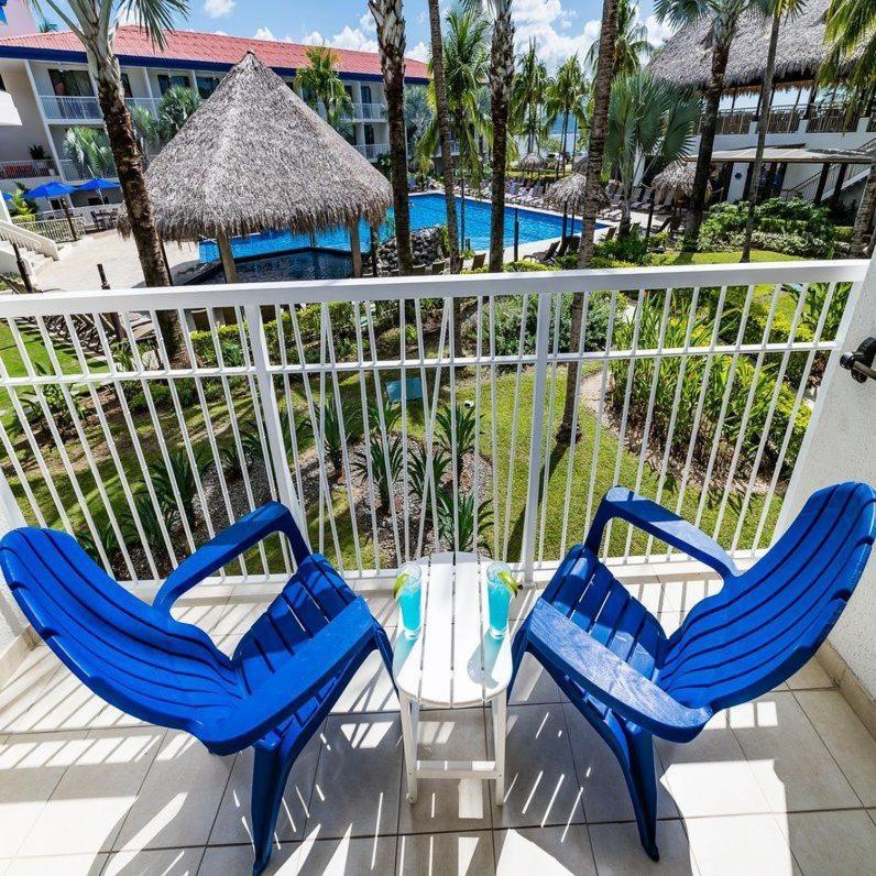 Margaritaville Beach Resort Playa Flamingo Exterior foto